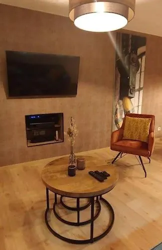 Le Relais Des Imprimeurs * בוילון