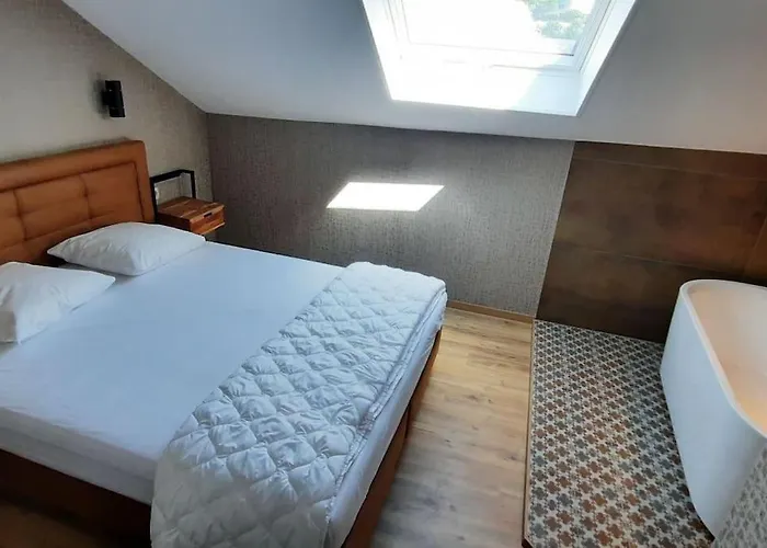 Le Relais Des Imprimeurs * בוילון