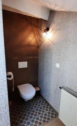 Le Relais Des Imprimeurs בוילון